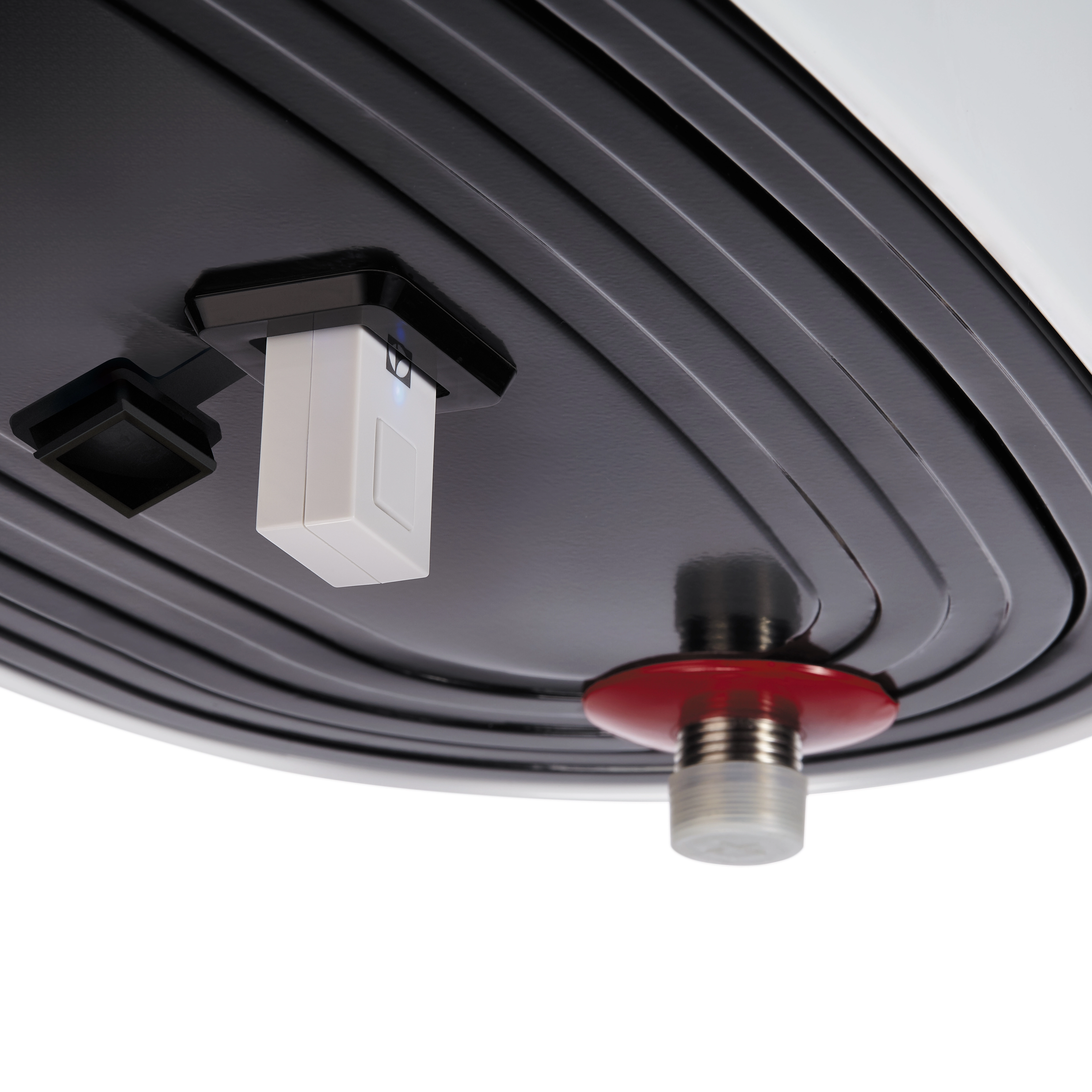 Водонагреватель Electrolux EWH 80 Centurio IQ 2.0 Silver